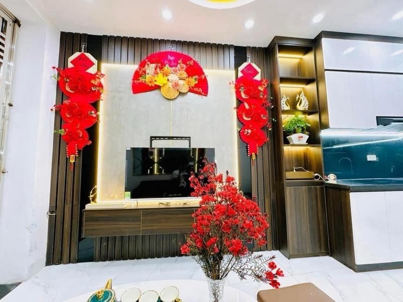 Bán nhà Cầu Giấy giá 4.5 tỷ - Vị trí đẹp, thiết kế hiện đại