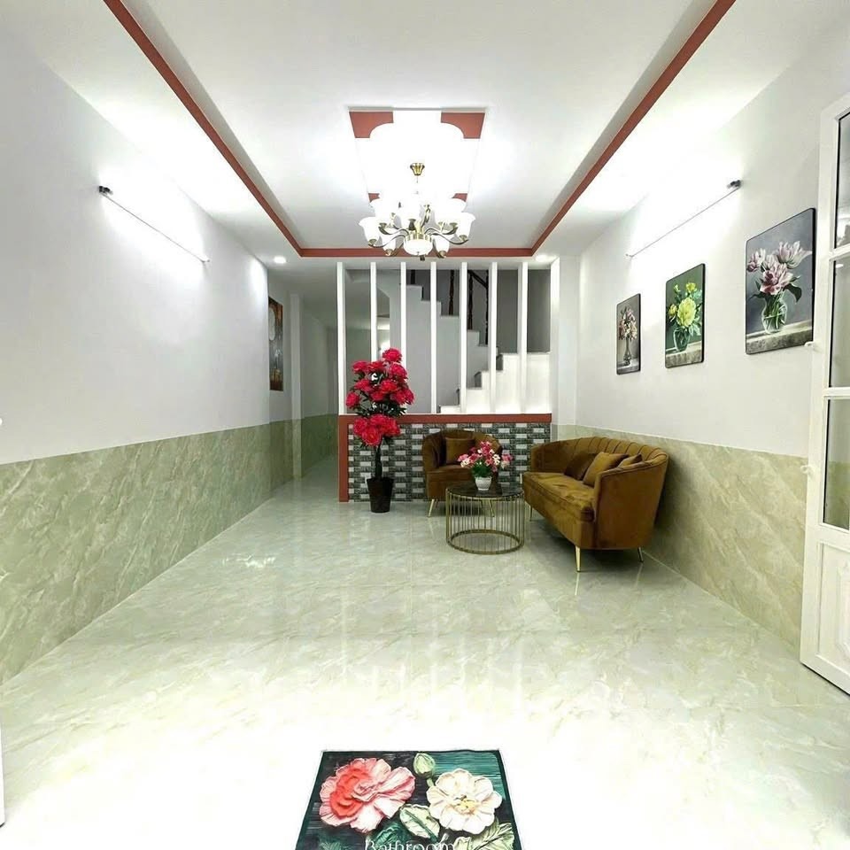 Cần bán nhanh căn nhà mới, nội thất đẹp, Bình Chánh - Giá Tốt