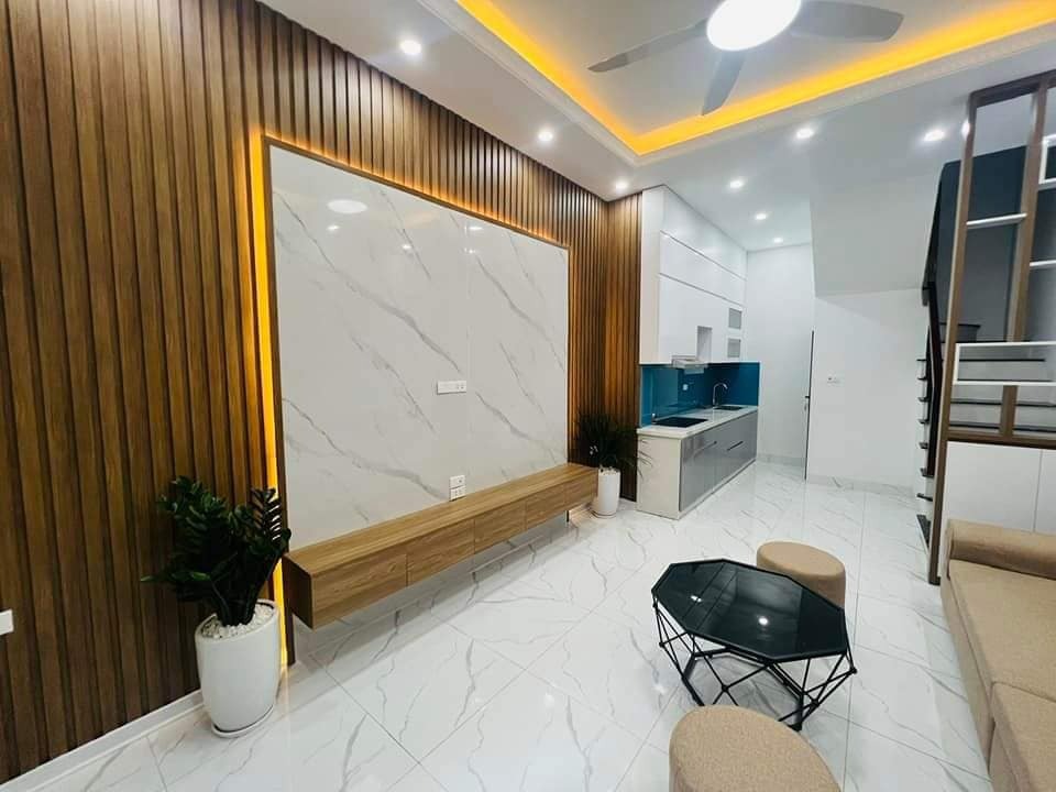 Nhà Phố 5 Tầng Hà Đông - 45m2 - Sát Mặt Phố - Vị Trí Đắc Địa