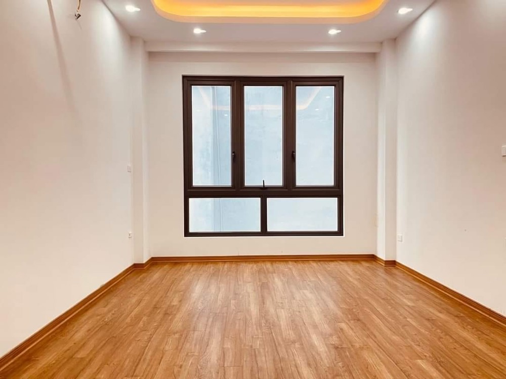 Nhà Phố 5 Tầng Hà Đông - 45m2 - Sát Mặt Phố - Vị Trí Đắc Địa