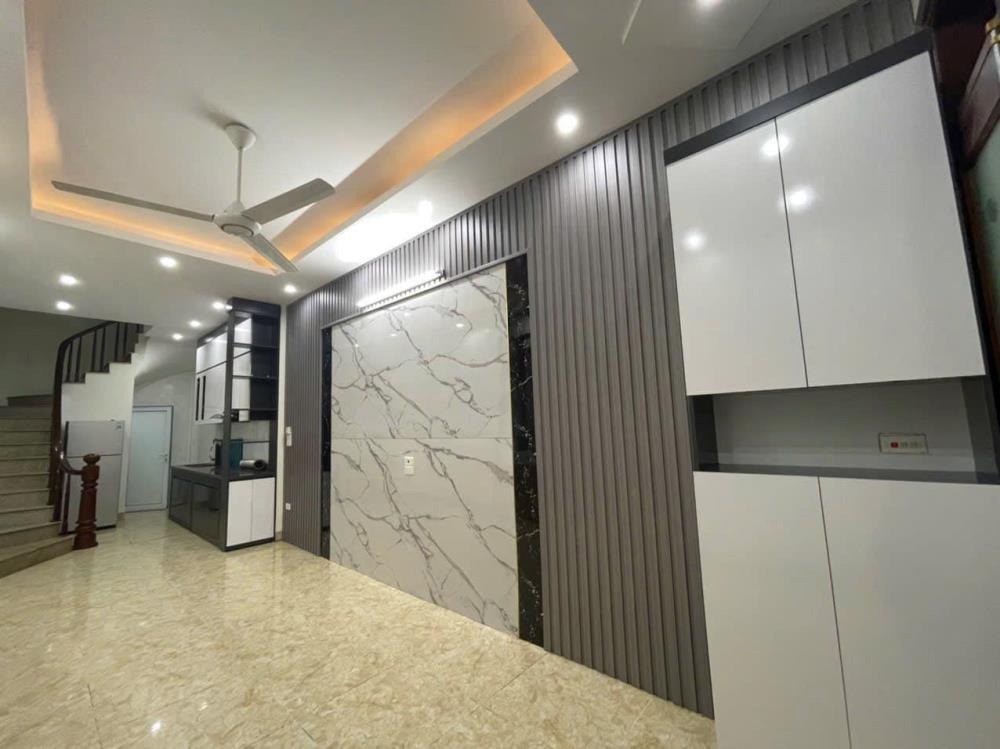 Lê Trọng Tấn Hà Đông: Phân Lô 5 Tầng Mặt Phố, Oto Đỗ Cửa, Giá 6 Tỷ