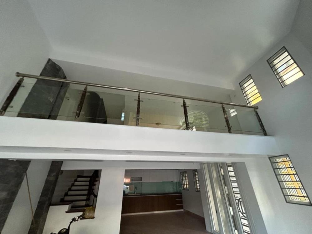 Bán nhà đẹp - Lô góc - Ô tô tránh - Cầu Diễn - Giá Tốt