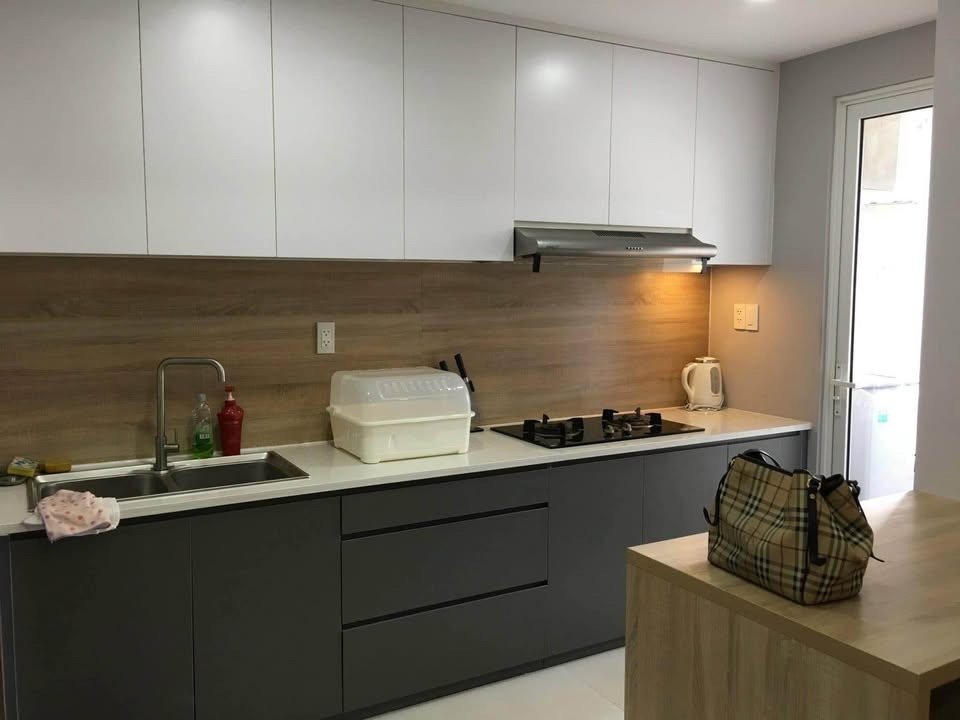 Căn hộ 55m2, 3PN, Sổ Hồng, Giá Tốt - Gần Sân Bay TSN