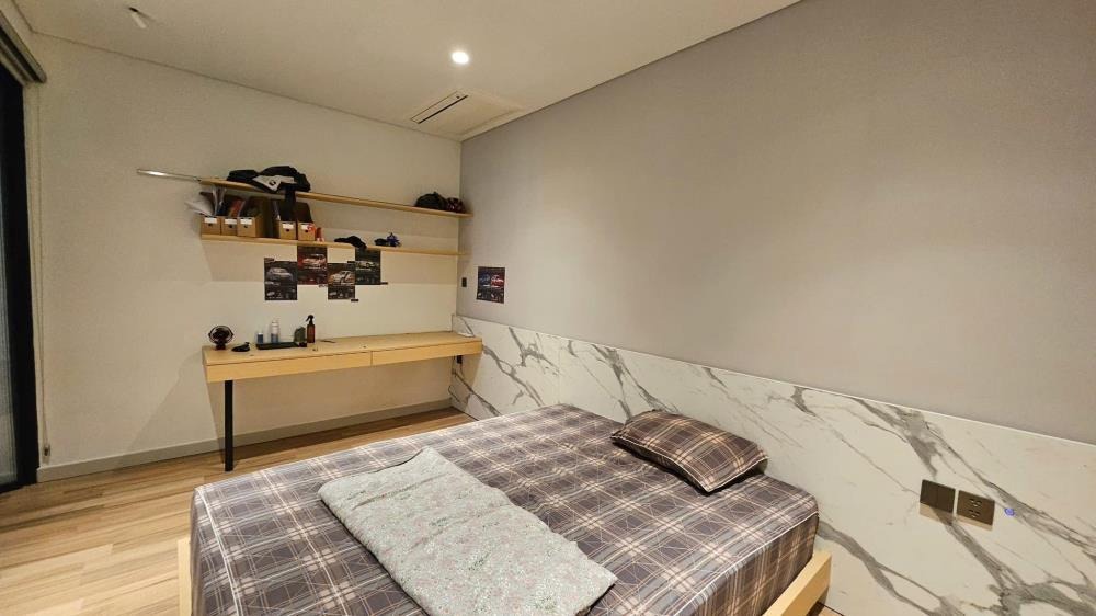 Bán Căn Hộ 2PN Vinhomes D’Capitale C6 - Giá 7.2 Tỷ - Full Nội Thất