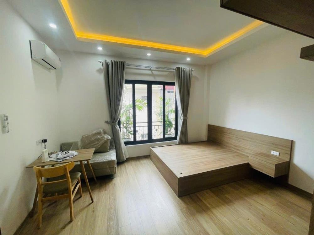 Nhà Cầu Giấy - Dòng Tiền 1.8 Tỷ/Năm - Vị Trí Độc Tôn