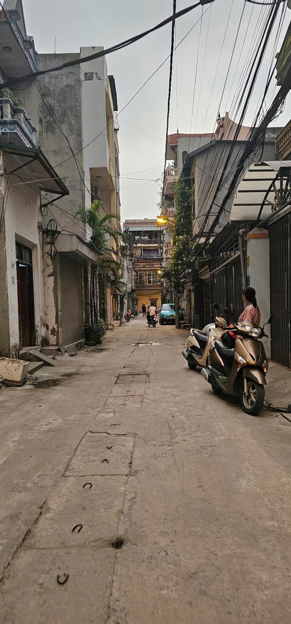 Đất Phố Xốm 40m2 Giá Đầu Tư - Phân Lô - Nở Hậu - Ô Tô Vào