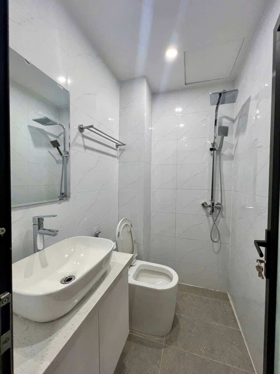 Nhà Văn Quán Hà Đông: 5 Tầng, Mặt Ngõ Ô Tô, Giá Tốt - Sơn 0397033017