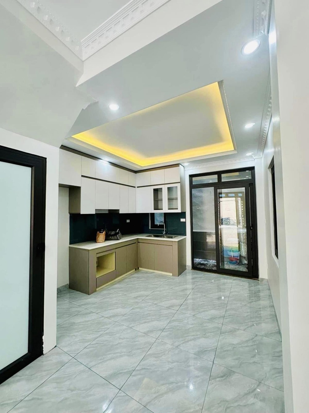 Bán nhà Hà Đông: 8 tỷ - Nhà 4 tầng, 50m2, Ngõ ô tô, Gần Marie Curie