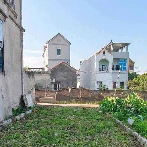 Bán Lô Đất Vị Trí Đắc Địa Gần Chợ Mun, Trường Học, Tiện Ích Ngút Ngàn