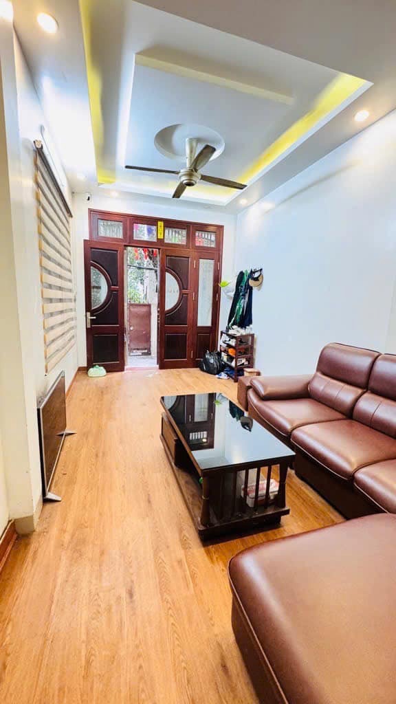 Nhà Đẹp Bùi Xương Trạch - 38m2 x 5 Tầng - Ngõ Ô Tô - Giá Rẻ