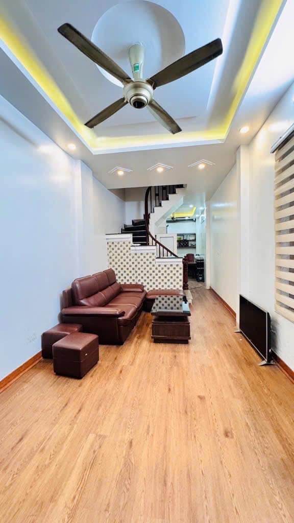 Nhà Đẹp Bùi Xương Trạch - 38m2 x 5 Tầng - Ngõ Ô Tô - Giá Rẻ