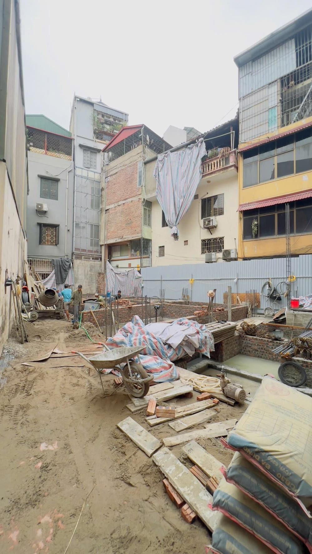 Bán nhà Minh Khai, 5 tầng, 30m2, Full nội thất, 7.5 tỷ - Vị trí đẹp, tiện kinh doanh