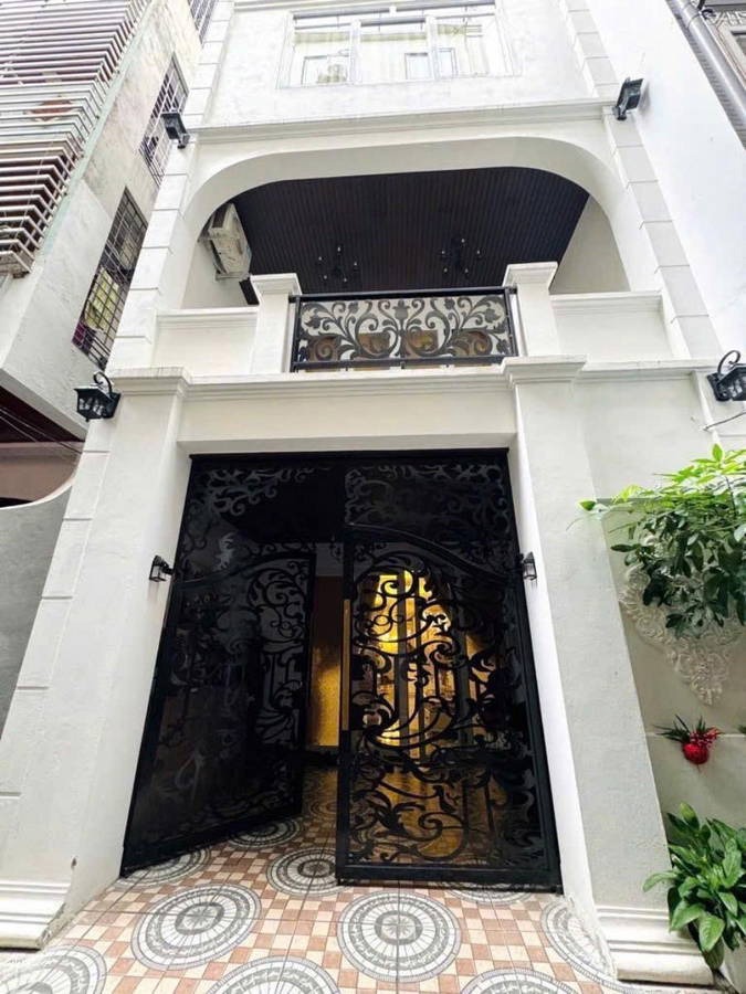 Nhà đẹp Vĩnh Phúc, Ba Đình 73m2*4 Tầng, Mặt Tiền 4.7m, Ô Tô Đỗ Cận Nhà