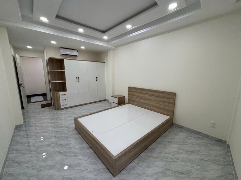 Bán Nhà Đinh Bộ Lĩnh 3.5x10, 4 Tầng, 3 PN, Giá 5.6 Tỷ - Vị Trí Đắc Địa