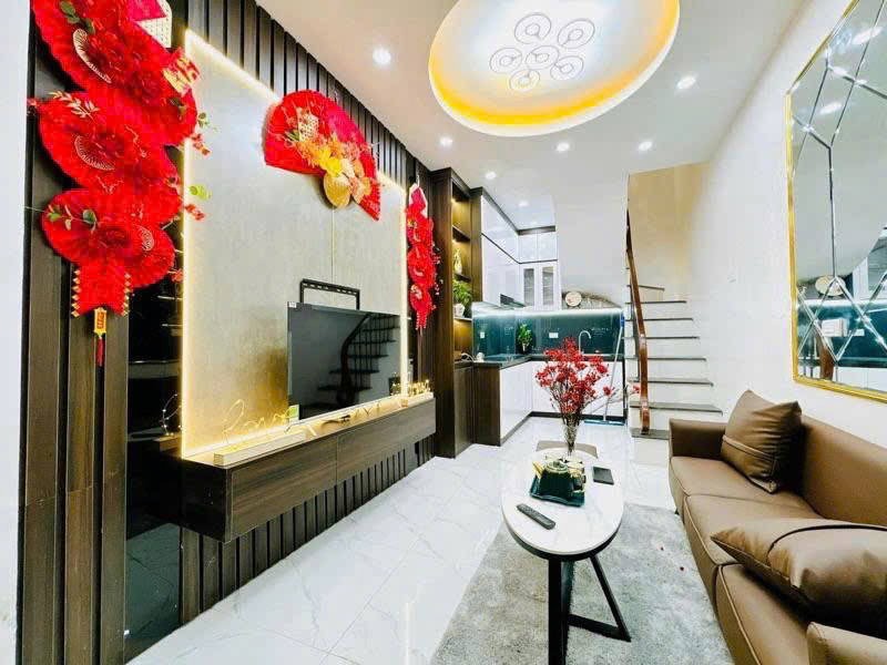 Nhà đẹp Cầu Giấy - Ngõ 79 - 4 tỷ sở hữu ngay - Sổ đỏ vuông vắn