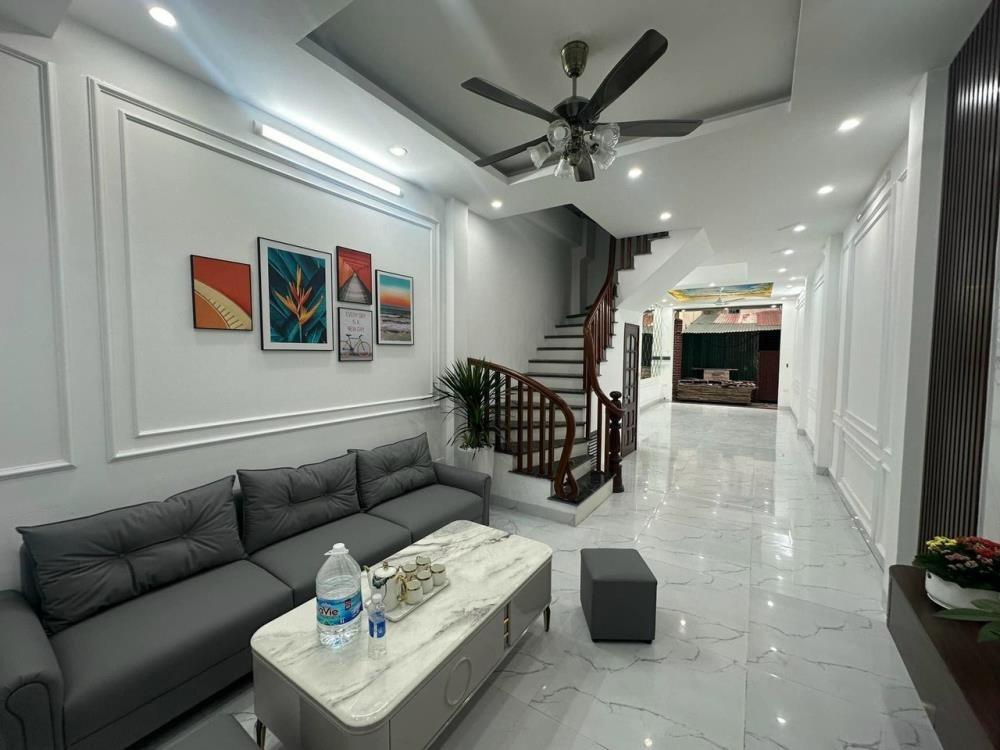 Bán Nhà Gần Trường Chuyên Nguyễn Huệ, Hà Đông: 38m2, 5 Tầng, Giá 6.95 Tỷ