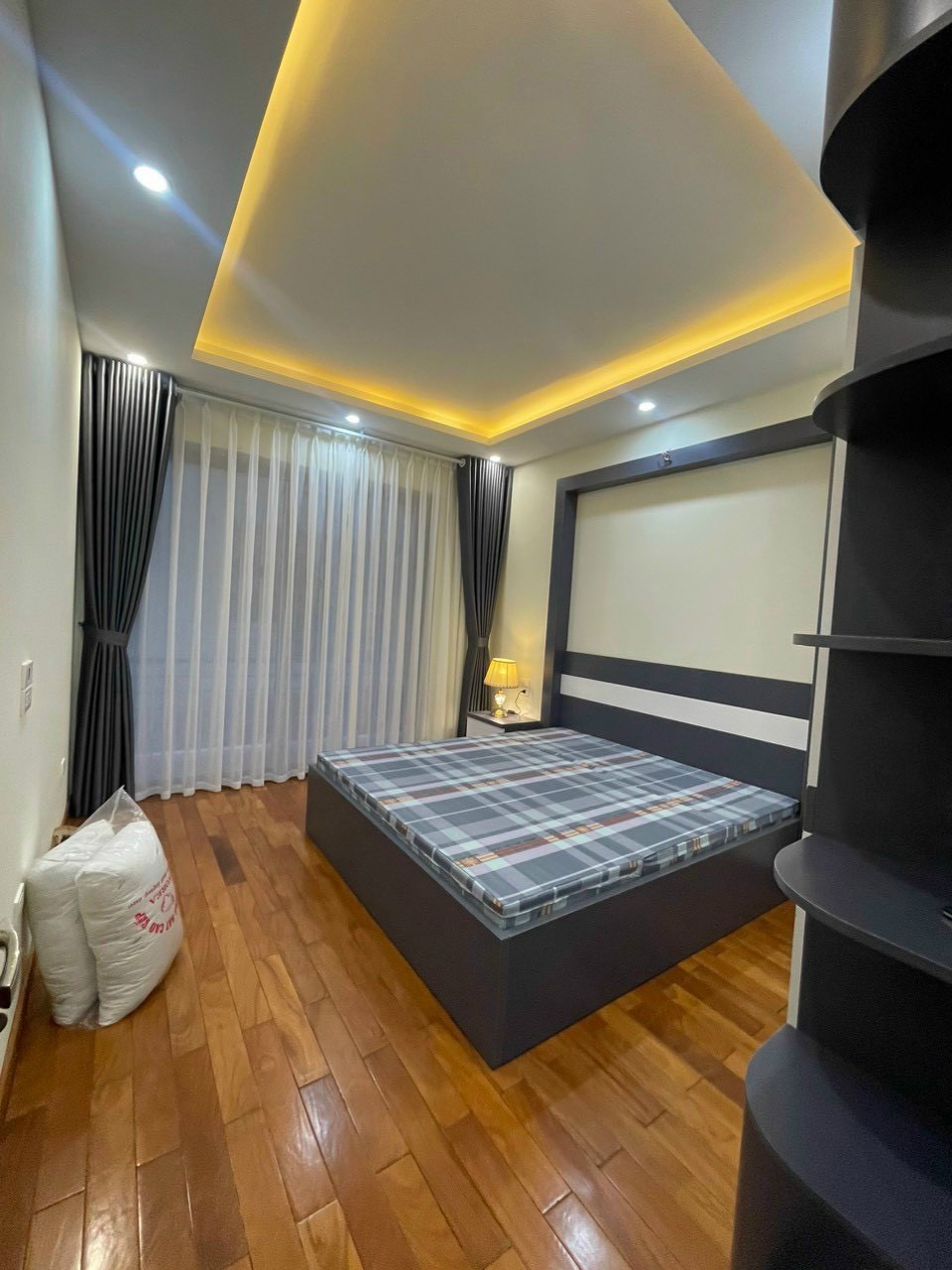 Bán Nhà Gần Trường Chuyên Nguyễn Huệ, Hà Đông: 38m2, 5 Tầng, Giá 6.95 Tỷ