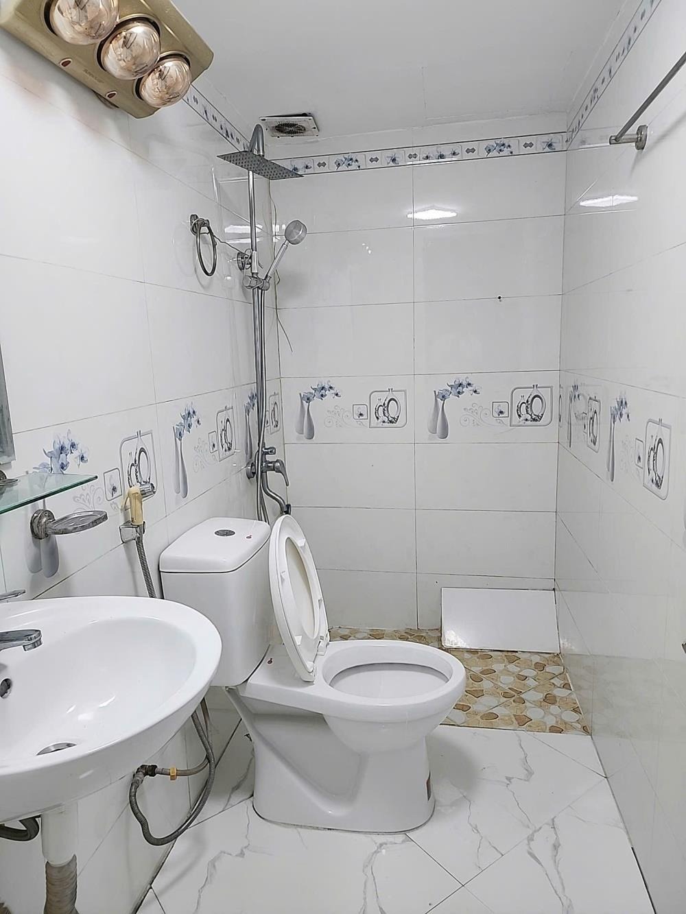 Siêu phẩm nhà Xuân Phương: 4 tầng, ngõ ô tô, giá chỉ 5.85 tỷ