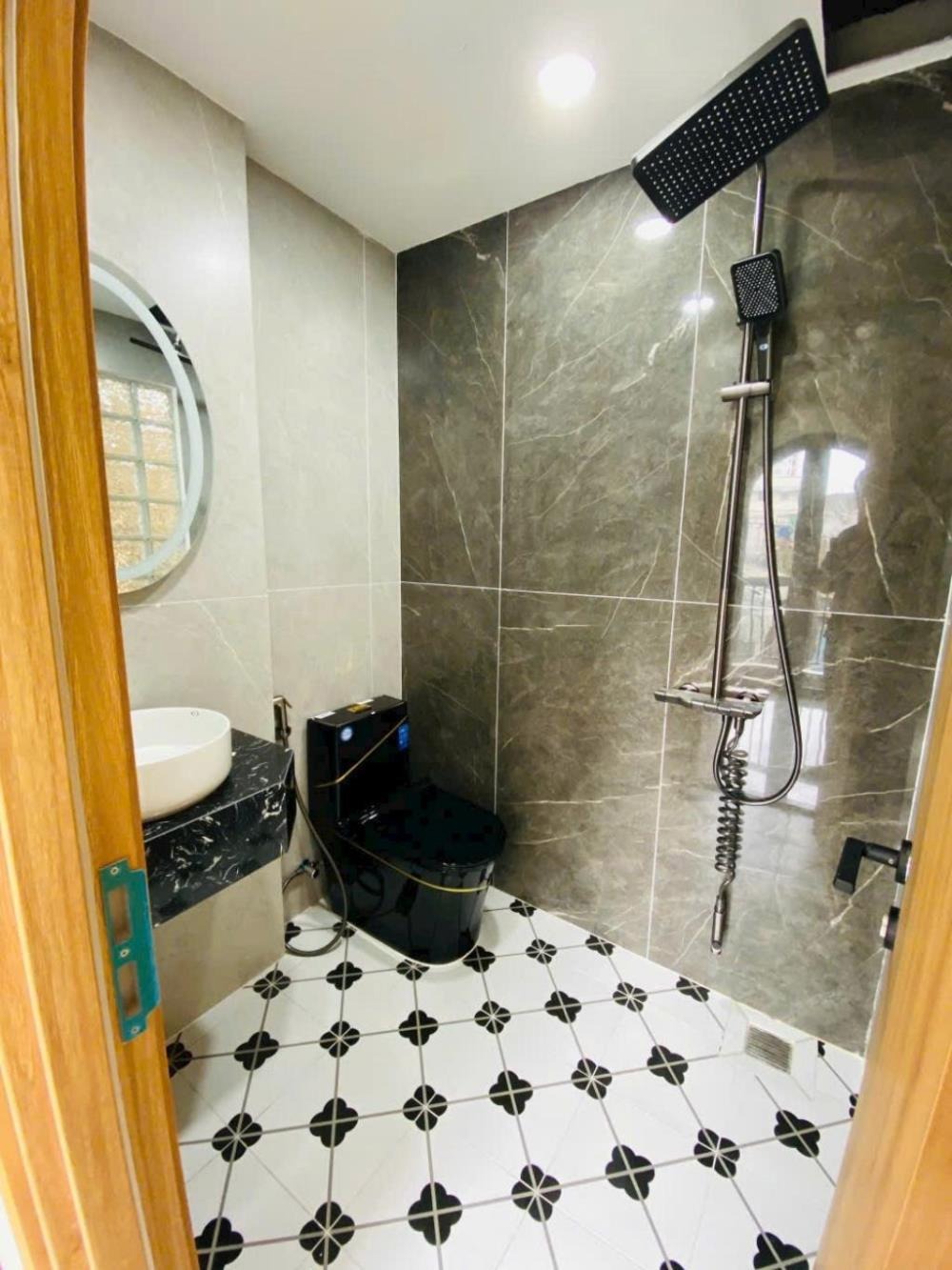 Bán Nhà 5 Tầng, 78m2, Sát Mặt Tiền Phan Huy Ích, Gò Vấp - Giá 7.2 Tỷ