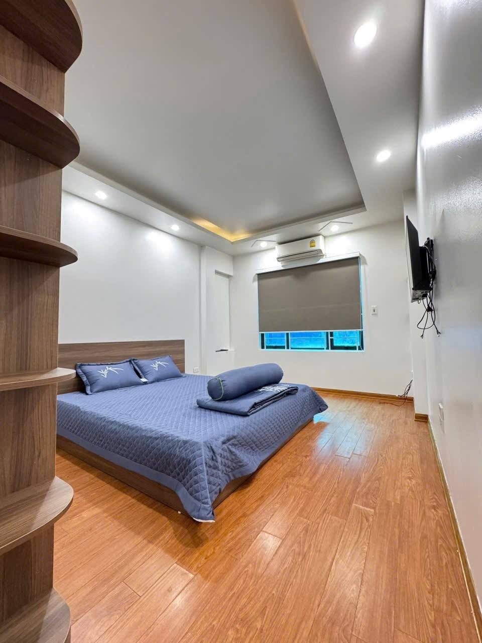 Phan Đình Giót Hà Đông - Siêu phẩm lô góc 5 tầng, giá tốt, ô tô đỗ cửa