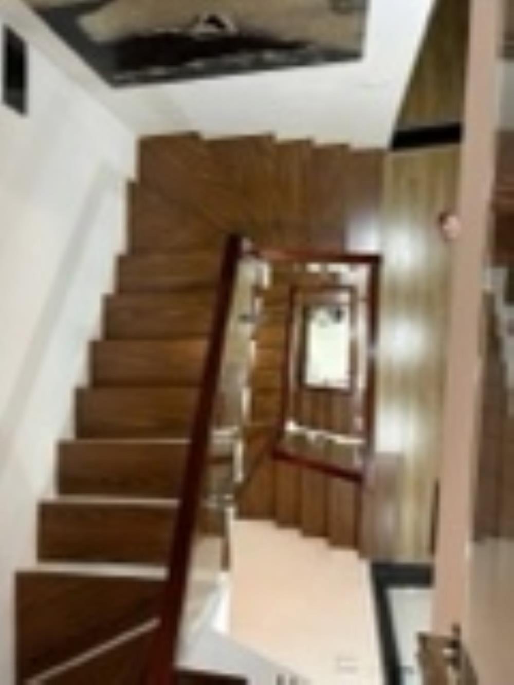 Hà Đông - 5 Tầng Thang Máy Full Nội Thất - Ngõ Ô Tô - Giá Tốt