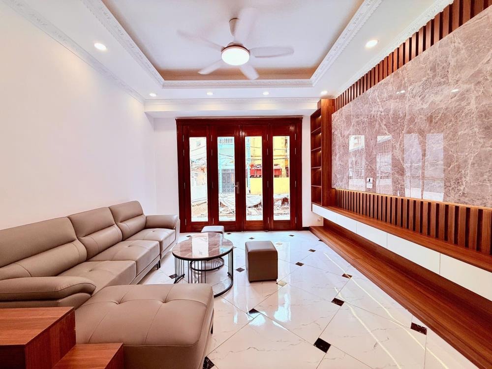 Bán Nhà Khương Đình - 30m2 - 6 Tầng - Full Nội Thất - Giá 7.5 Tỷ