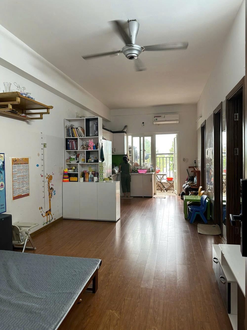 Bán Gấp Căn Hộ 65m2 Full Nội Thất - 2.2x Tỷ - Vị Trí Đắc Địa