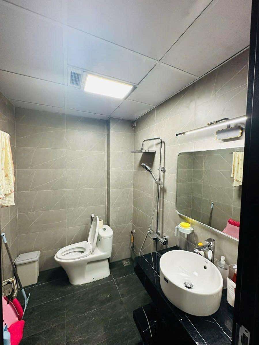 Nhà Đẹp Trung Tâm Đống Đa - 5 Tầng, 51m2 - Giá 12.8 Tỷ