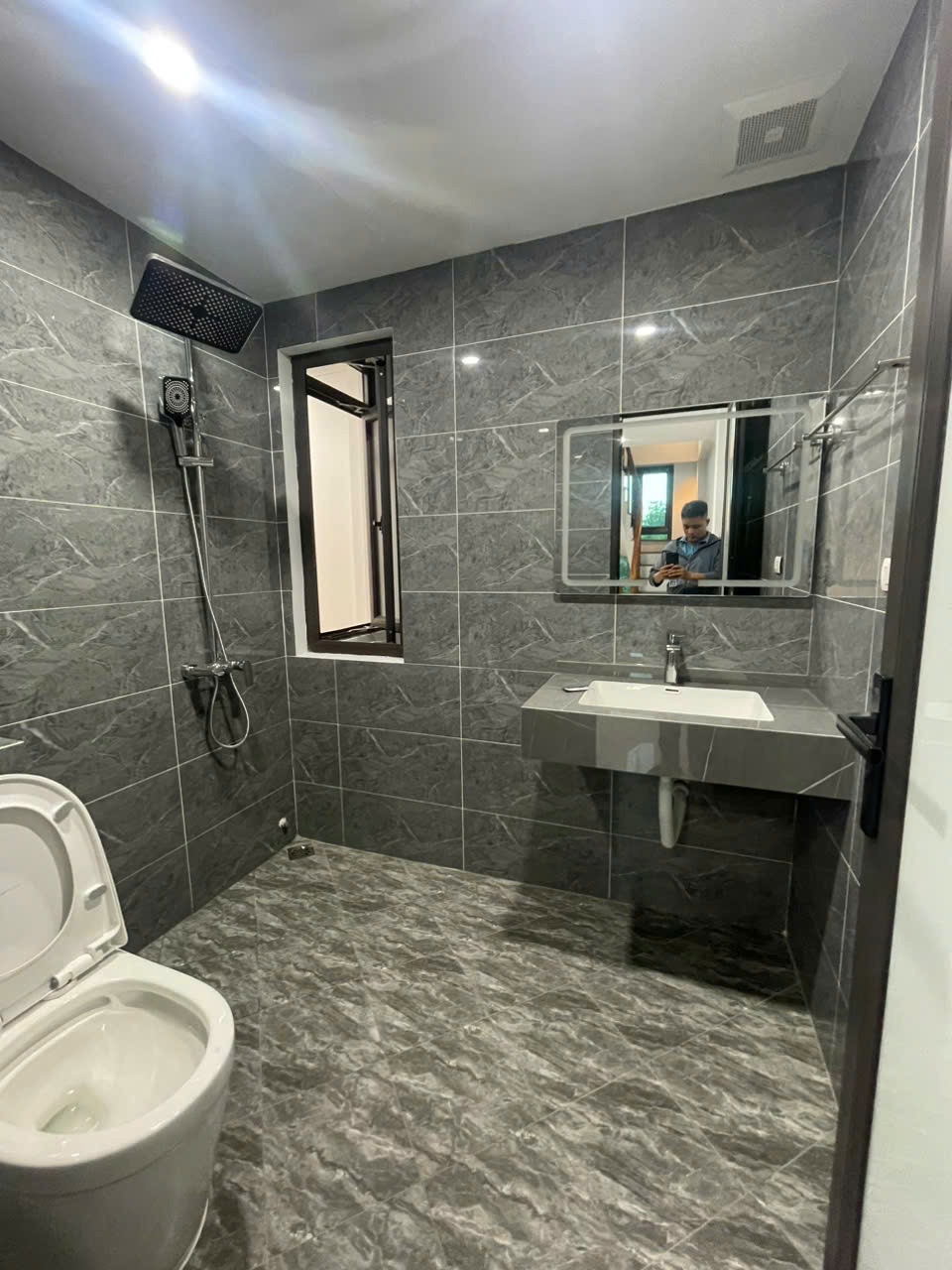 Bán nhà mới Koong Ngũ Hiệp, Thanh Trì: 60m2, 4 Tầng, Ô Tô Đỗ Cổng - 6.9x Tỷ