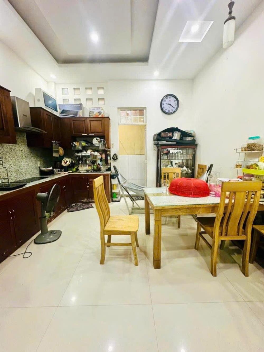 Xe Hơi Ngủ Nhà: Mua Nhà 40m2, 3 Tầng, Giá Tốt Quận Bình Thạnh