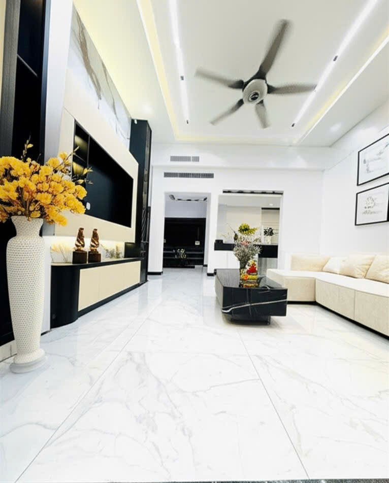 Nhà 5 Tầng, 40m Ra Phố, Ngõ 3G: Vị Trí Đắc Địa, Giá Tốt Nhất!