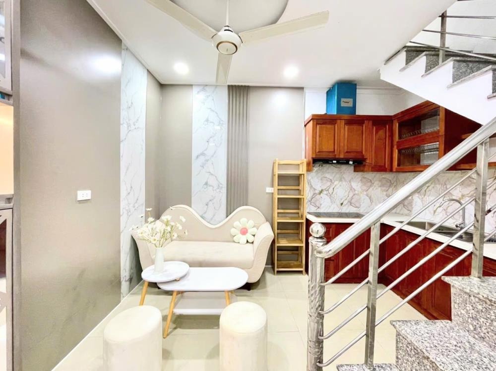 Nhà đẹp giá rẻ Kim Hoa Đống Đa 17.3m2 - 3.99 tỷ - Ô tô gần