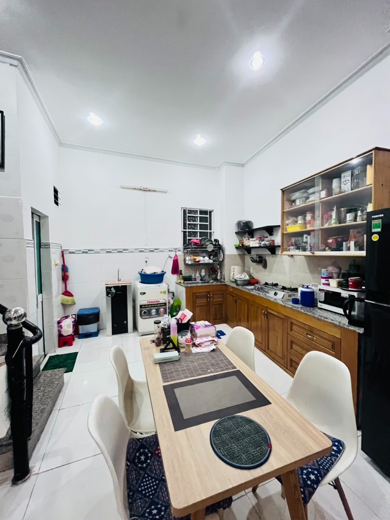 Nhà phố Nở Hậu, Phạm Thế Hiển, Quận 8 - 4 Tỷ