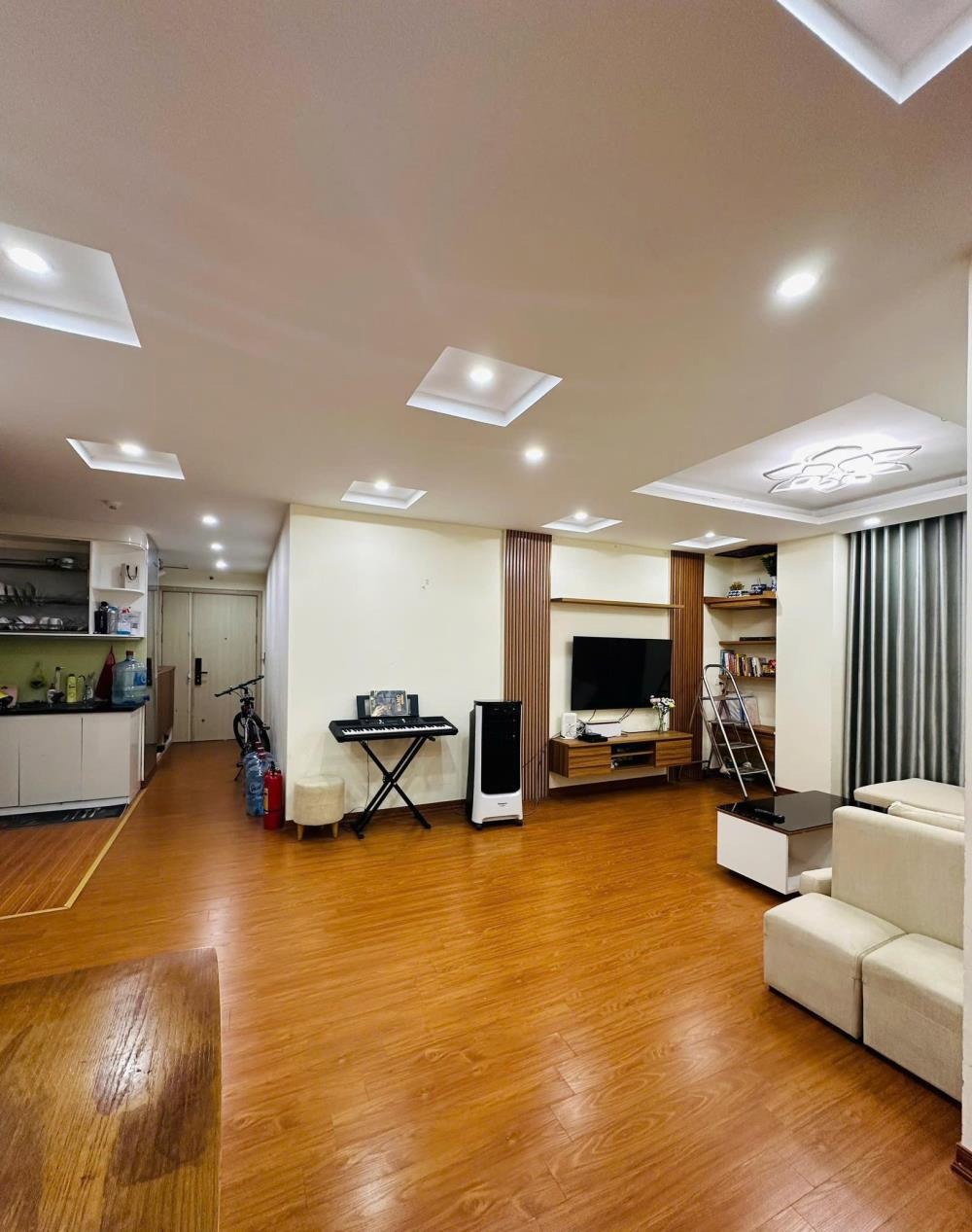 Bán chung cư Yên Hòa Condominium 80m2 - 2PN, Full Nội Thất, Giá 5 tỷ