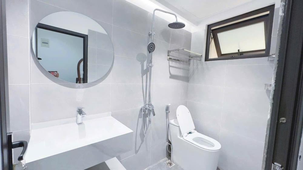 Nhà phố Khương Đình - 32m2 x 5 tầng - 6.5 tỷ - Full nội thất, ô tô vào nhà