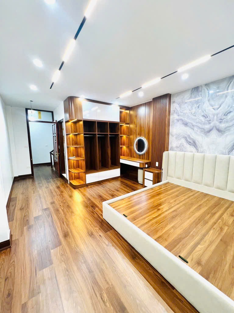 Nhà 4 Tầng, 60m2, #Ngũ_Hiệp, #Thanh_Trì - Ô Tô Đỗ Cổng - Giá 4.9 Tỷ