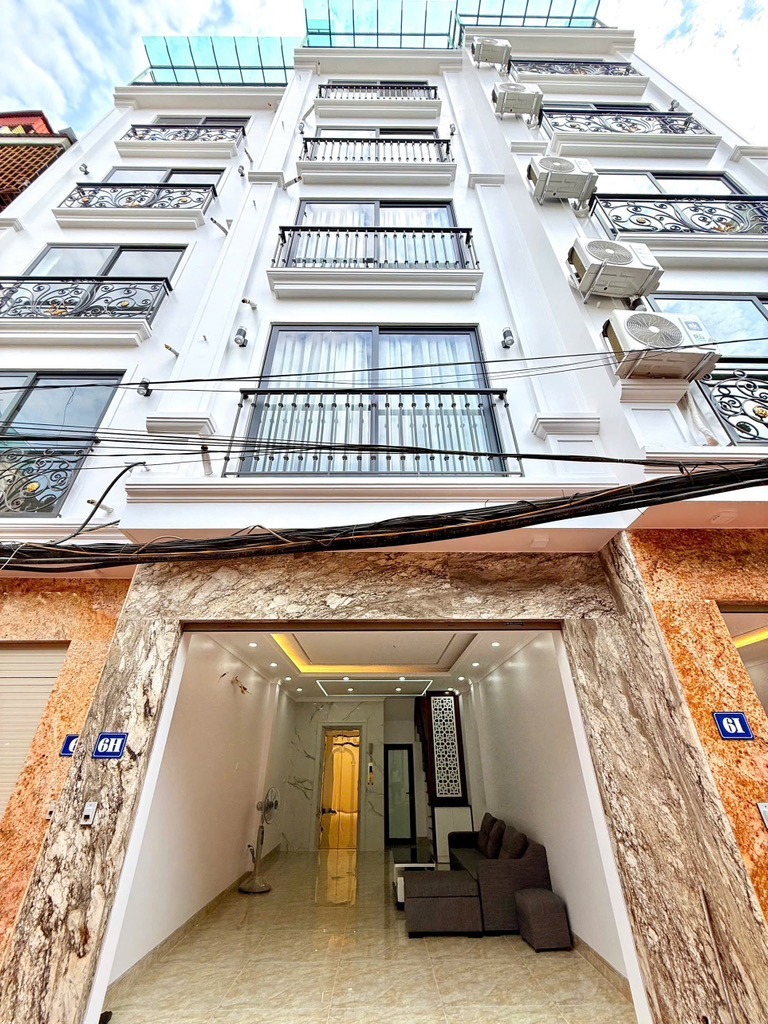 Lô Góc 2 Mặt Ngõ Cầu Giấy - Nhà Mới, Thang Máy, Vị Trí Đắc Địa