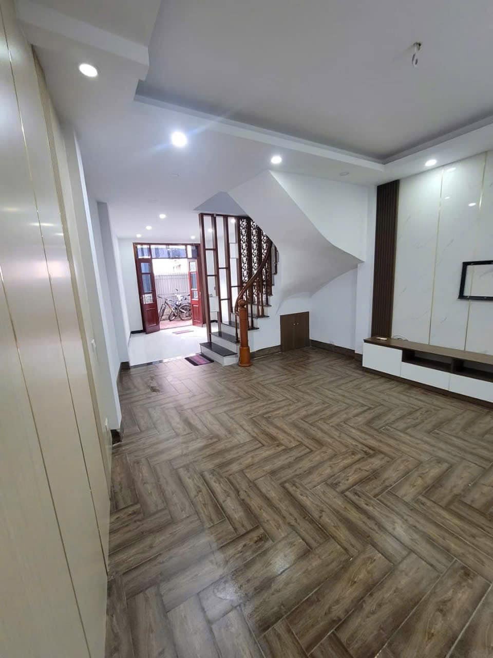Nhà Mới 4 Tầng Xuân Phương - Giá Rẻ - 45m2 - Vị Trí Đắc Địa