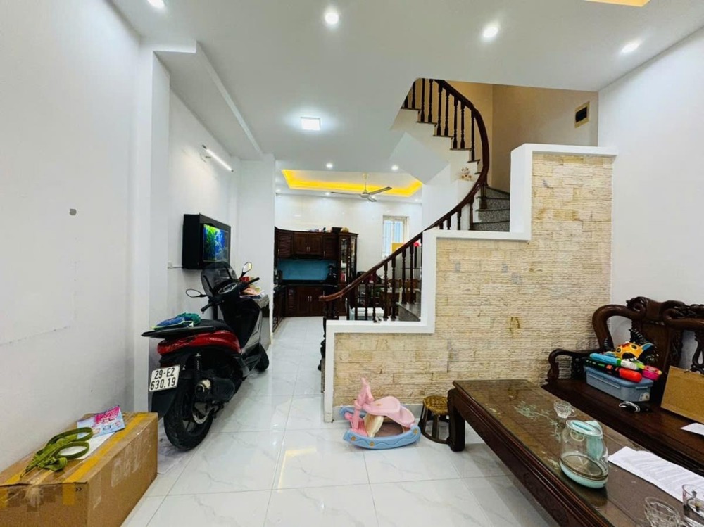 Nhà Mới 5 Tầng, 41m2, Lê Trọng Tấn, Hà Đông - 8.25 tỷ