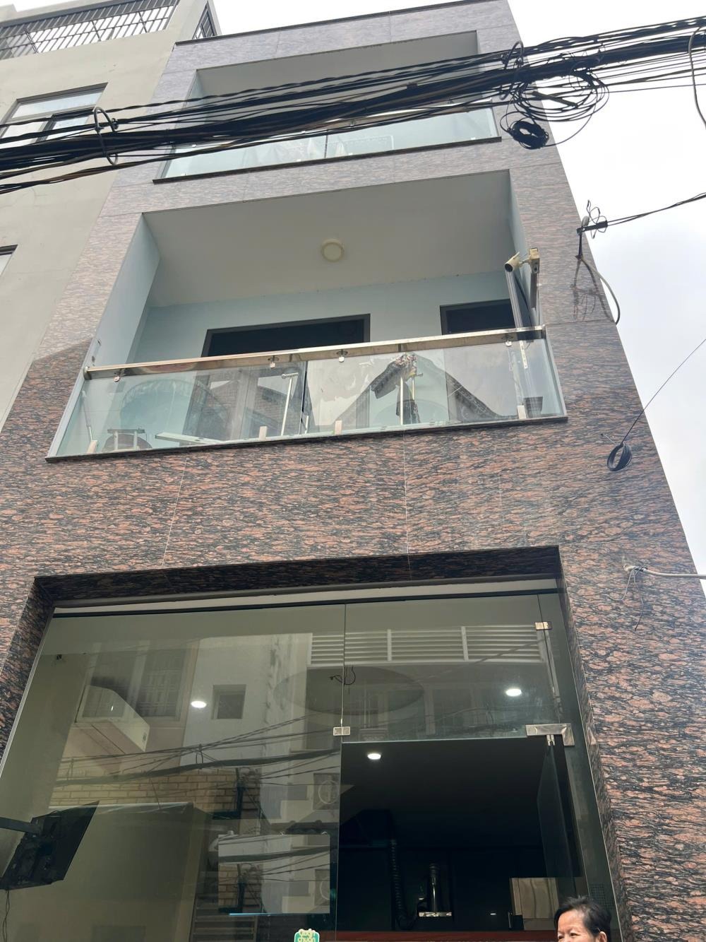 Bán nhà 4 tầng, 50m2, Nguyễn Thượng Hiền, P5, Giá 5.9 tỷ - Vị trí đẹp