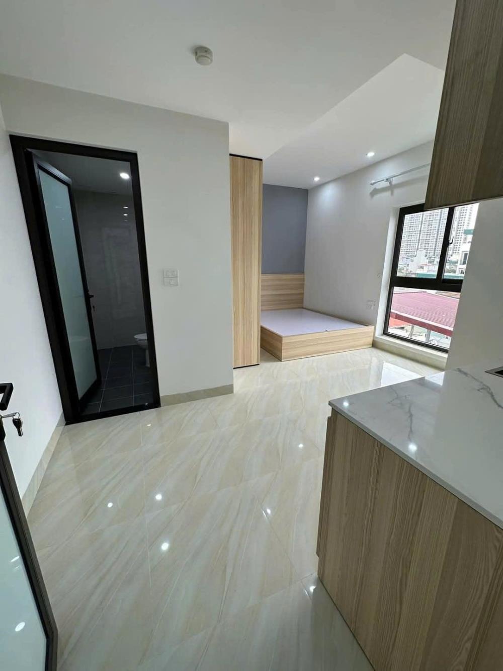 Bán CHDV Quan Nhân - Thanh Xuân: 120m2, 9 Tầng, View Hồ, Dòng Tiền Ổn Định