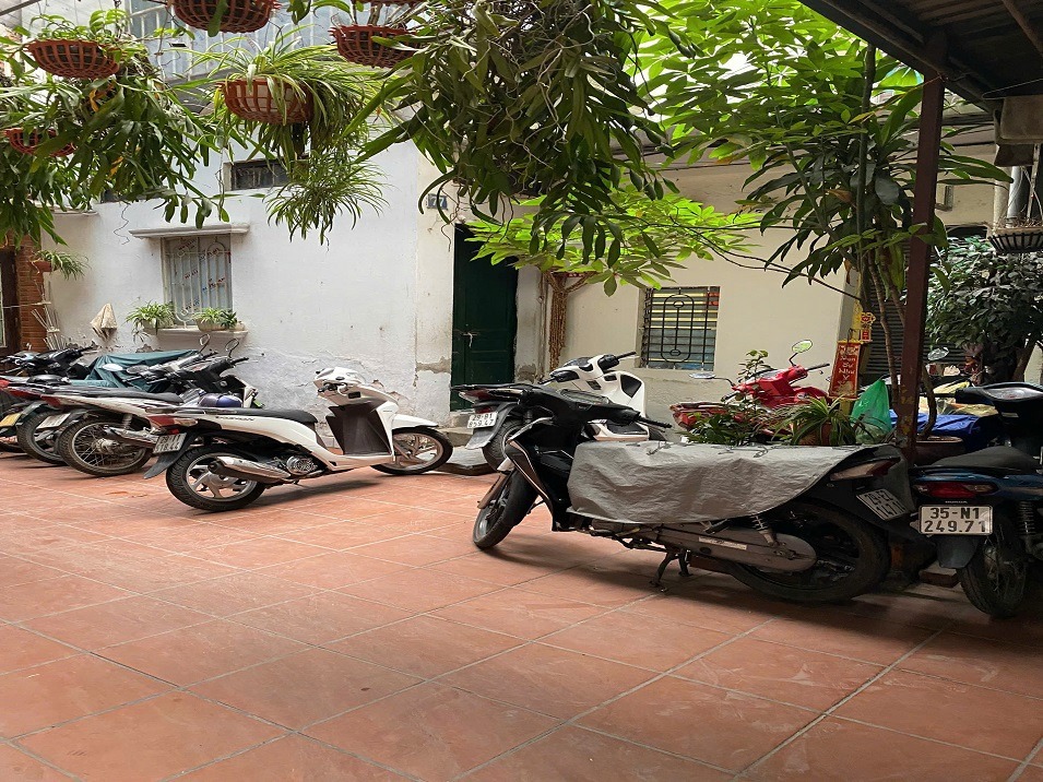 Bán nhà phố Tôn Thất Tùng, Đống Đa - 7.35 tỷ, Đầu Tư Ngay Gần Đại Học Y