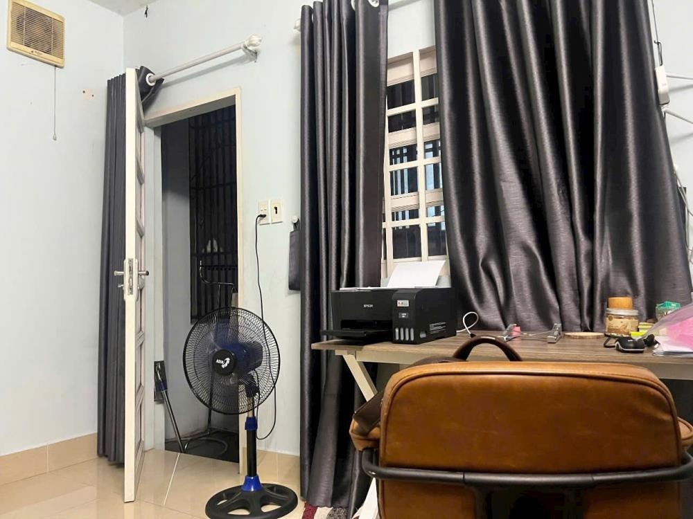 Bán Gấp Nhà Ni Sư Huỳnh Liên, Tân Bình - 3.5 tỷ (TL) - 33m2, 3 Tầng