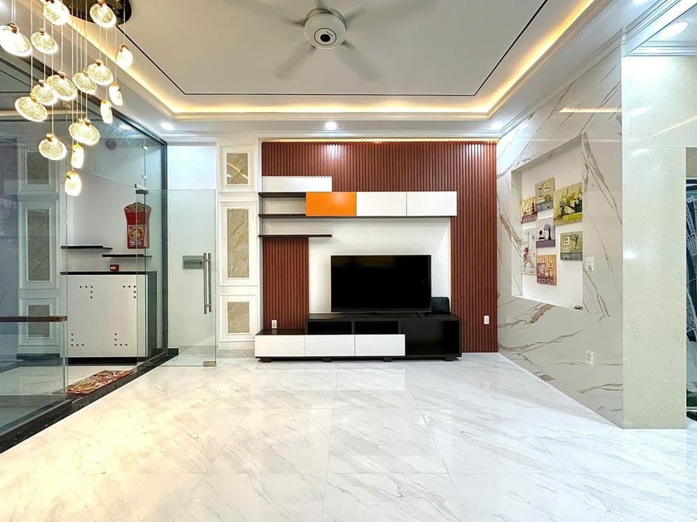Nhà 7 Tầng, Thang Máy, Full Nội Thất Quận 10 - Giá 31.6 Tỷ
