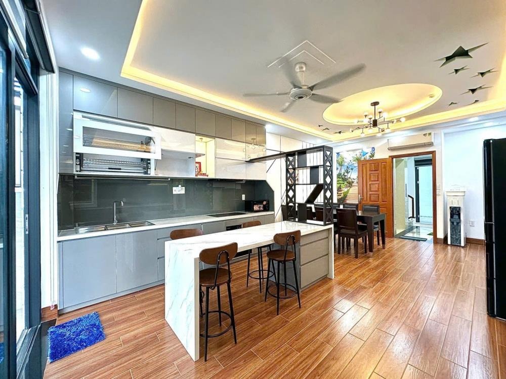 Nhà 7 Tầng, Thang Máy, Full Nội Thất Quận 10 - Giá 31.6 Tỷ