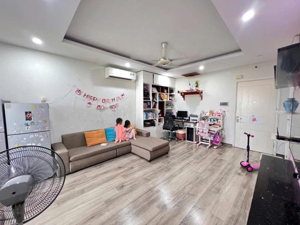 Bán Gấp Căn Hộ 70m2, 2PN, Linh Đàm, Giá 4.53 Tỷ - Pháp Lý Rõ Ràng