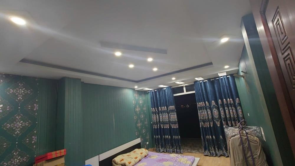 Bán nhà mặt đường An Dương Vương: Ô tô tải đỗ cửa, View Cầu Nhật Tân, Kinh Doanh Đỉnh Cao