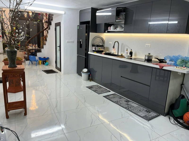Bán nhà phố Khâm Thiên 62m2, 4 tầng, lô góc 3 mặt thoáng - Vị trí đắc địa, full nội thất