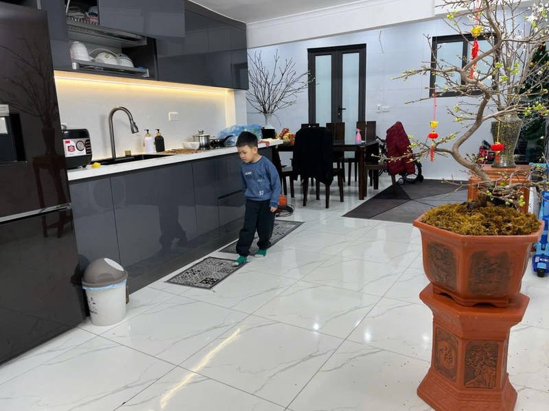 Bán nhà phố Khâm Thiên 62m2, 4 tầng, lô góc 3 mặt thoáng - Vị trí đắc địa, full nội thất