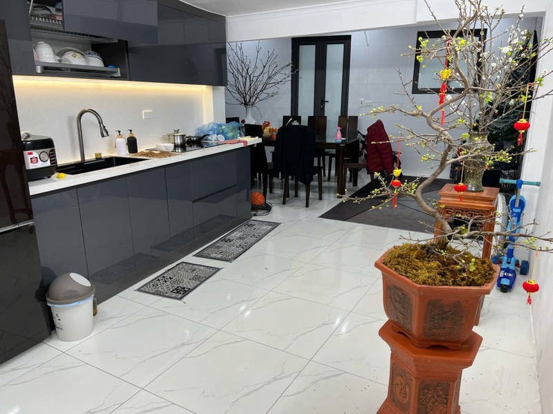 Bán nhà phố Khâm Thiên 62m2, 4 tầng, lô góc 3 mặt thoáng - Vị trí đắc địa, full nội thất